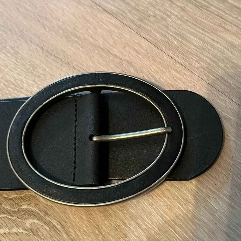 NEW Sisley Black Leather Wide Oversized Oval Buckle Silver Belt S